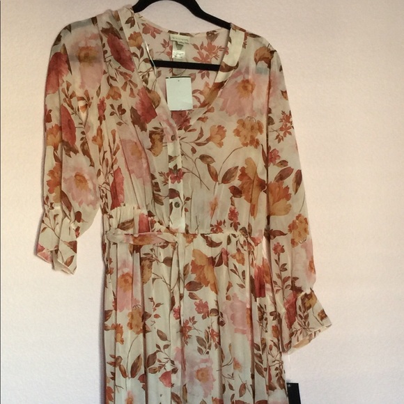 EN Focus Maxi Dress - Picture 6 of 6